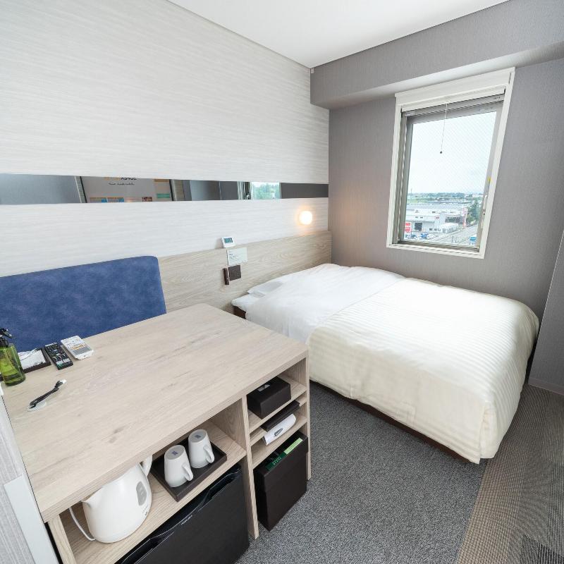 Super Hotel Sendai Airport Inter image