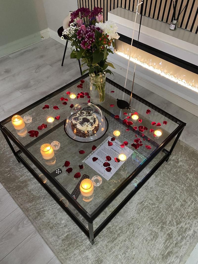 Inviting 1 Bed House In Bradford image