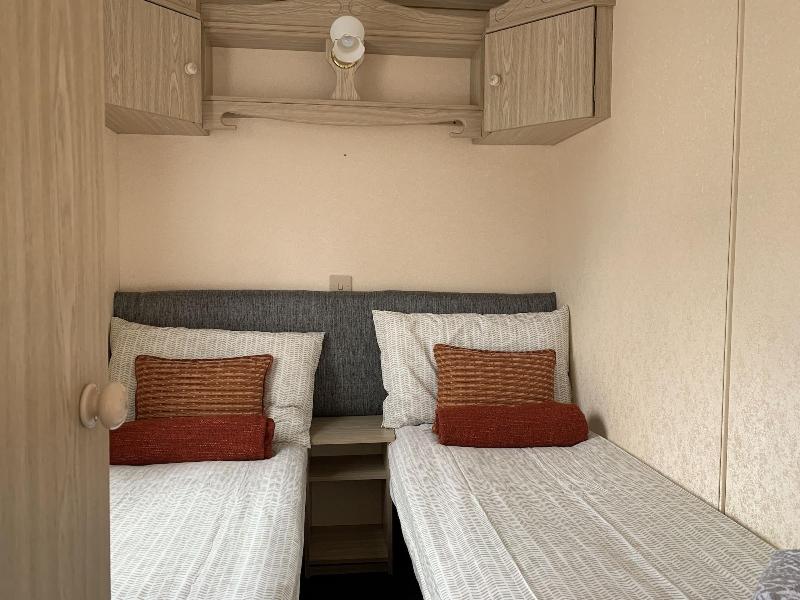 Hunters Guesthouse image