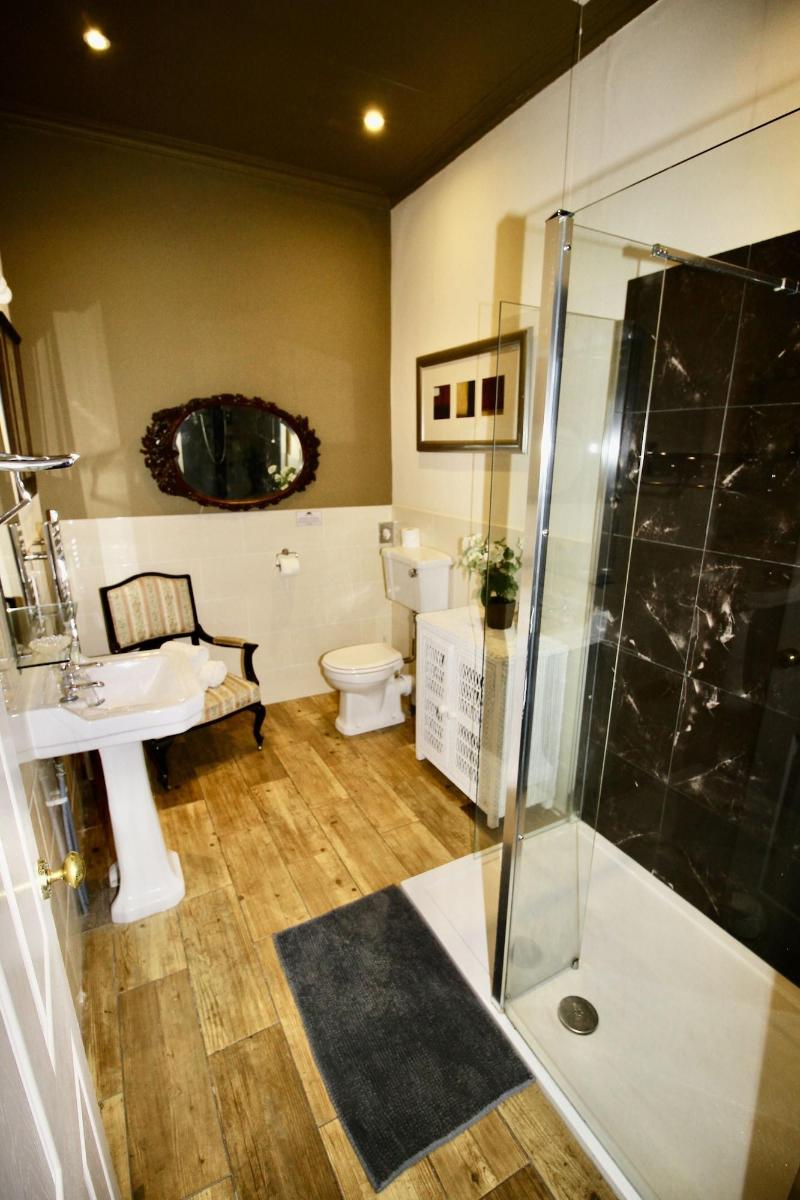 Hunters Guesthouse image
