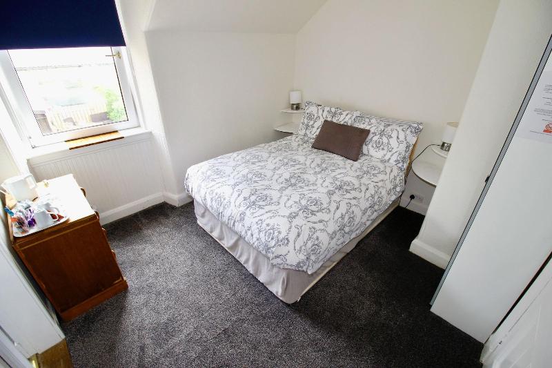 Hunters Guesthouse image