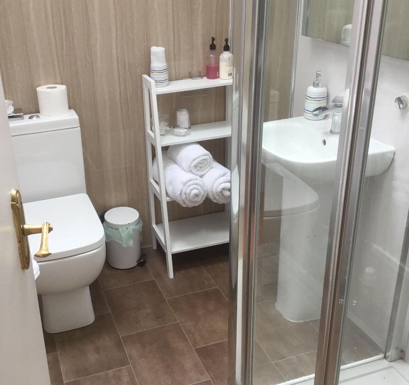 Hunters Guesthouse image