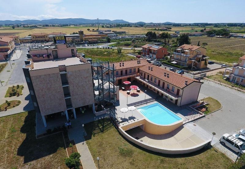 Hotel Grecale Venturina Terme image