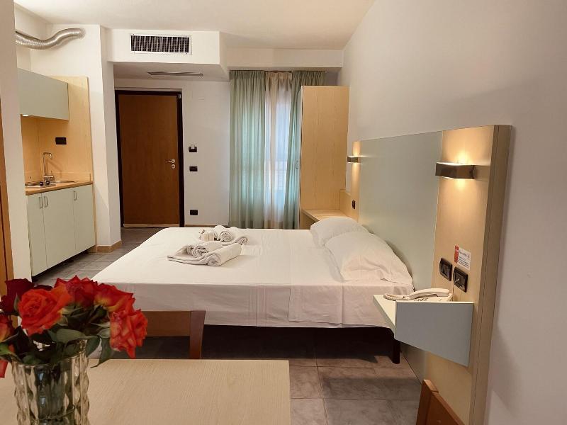 Hotel Grecale Venturina Terme image