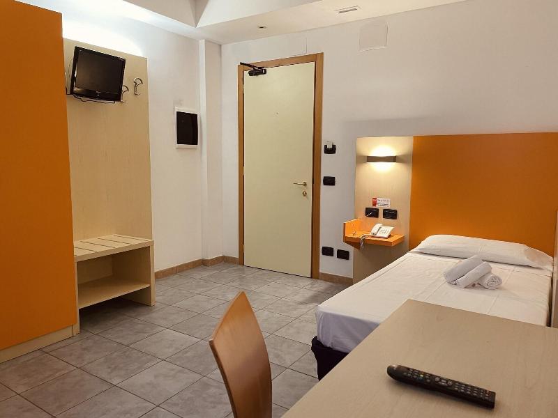 Hotel Grecale Venturina Terme image