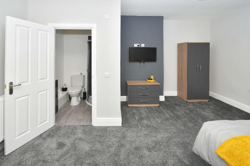 Townhouse Bucknall New Road Stoke image