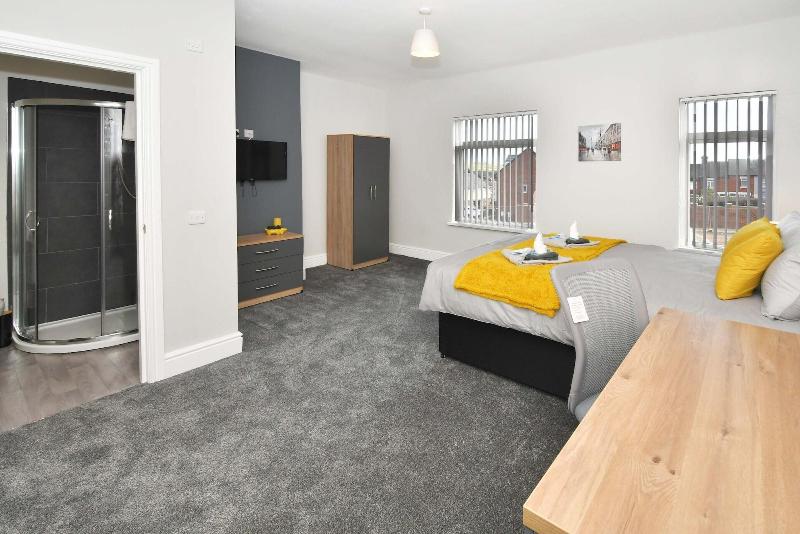 Townhouse Bucknall New Road Stoke image