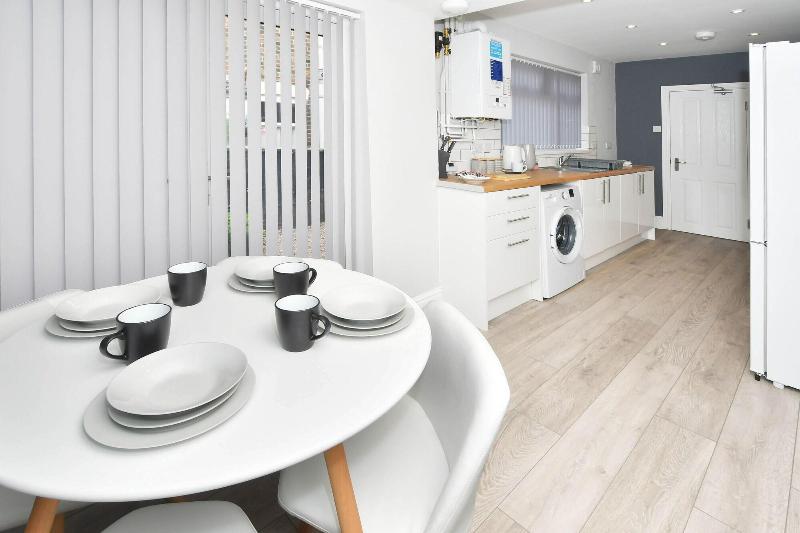 Townhouse Bucknall New Road Stoke image