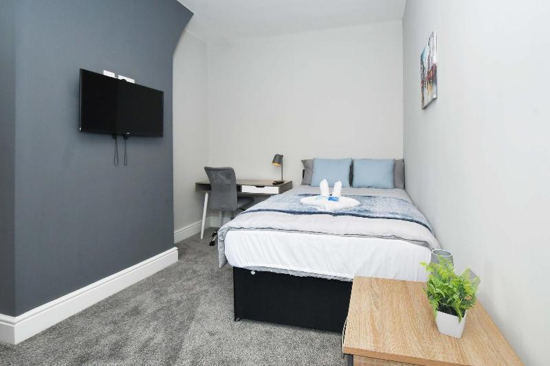 Townhouse Bucknall New Road Stoke image