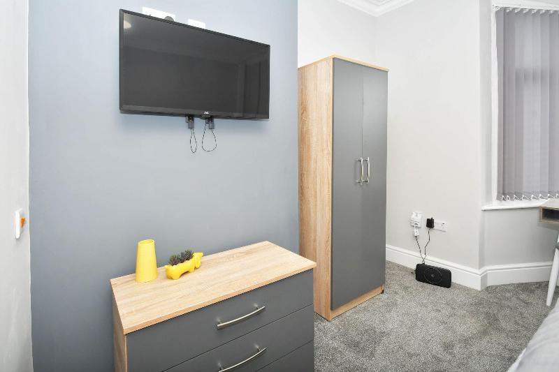 Townhouse Bucknall New Road Stoke image