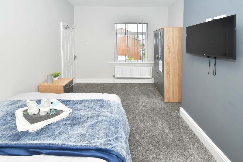Townhouse Bucknall New Road Stoke image