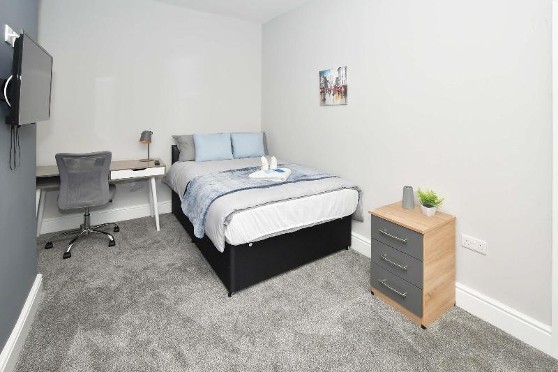 Townhouse Bucknall New Road Stoke image