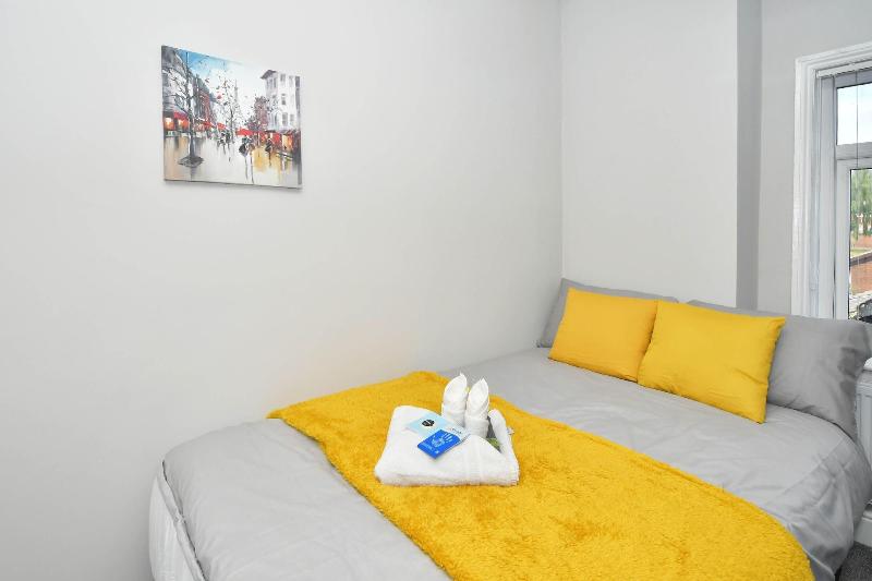 Townhouse Bucknall New Road Stoke image