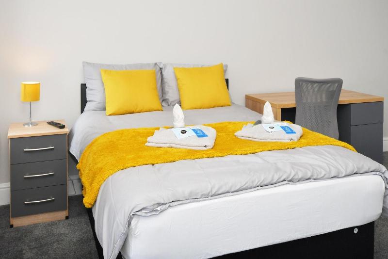 Townhouse Bucknall New Road Stoke image