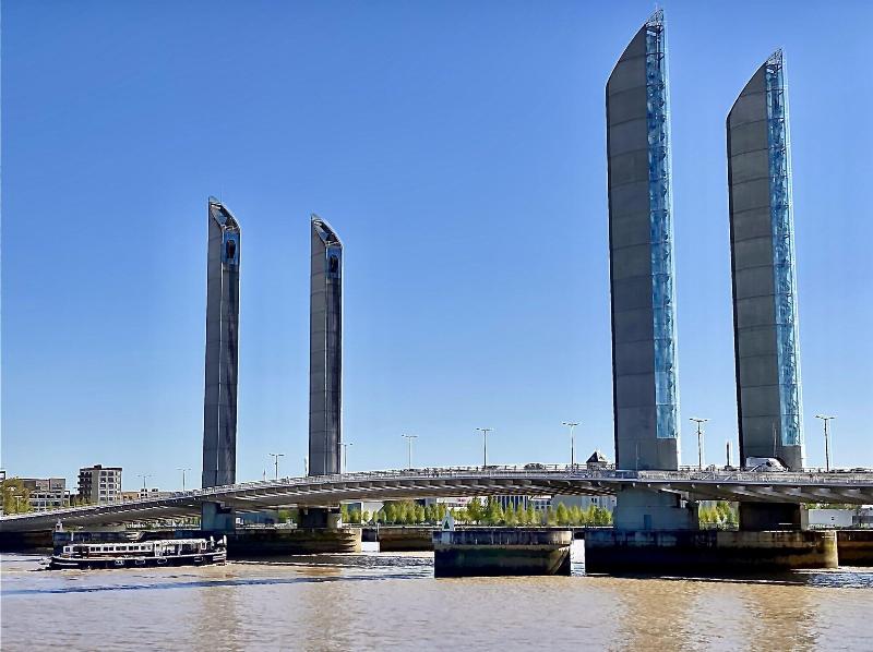 Chambres D Ha Tes Du Parc Bordelais image