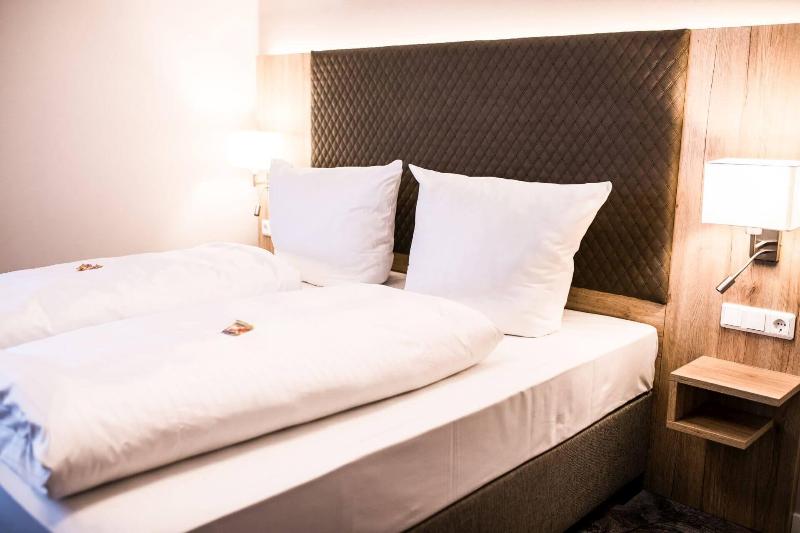 Wiechmanns Weserhotel image