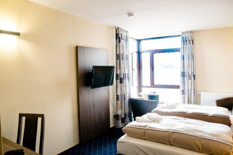 Wiechmanns Weserhotel image