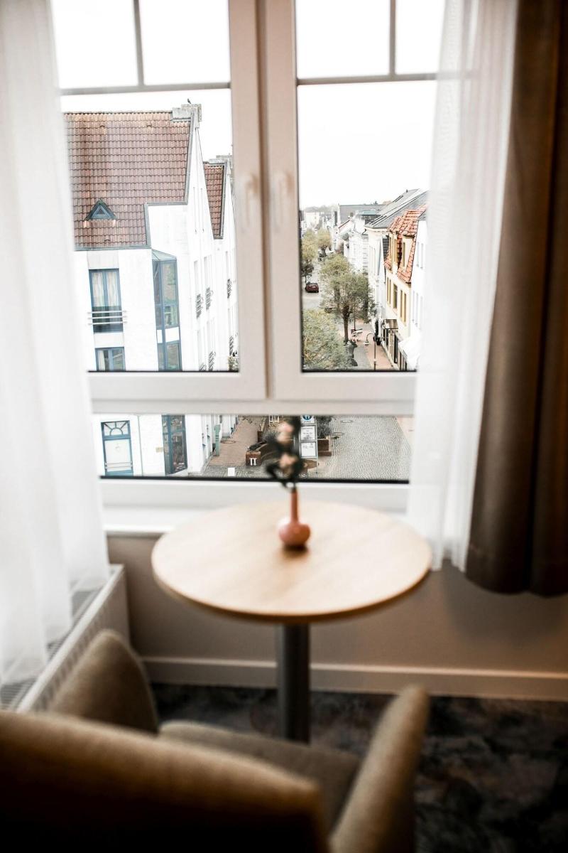 Wiechmanns Weserhotel image