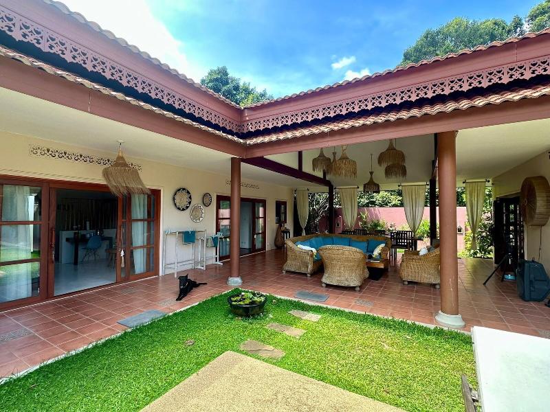 Laura S Guest House Samui — general view
