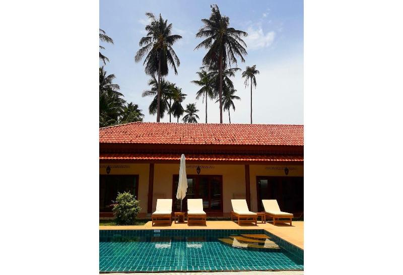 Laura S Guest House Samui image
