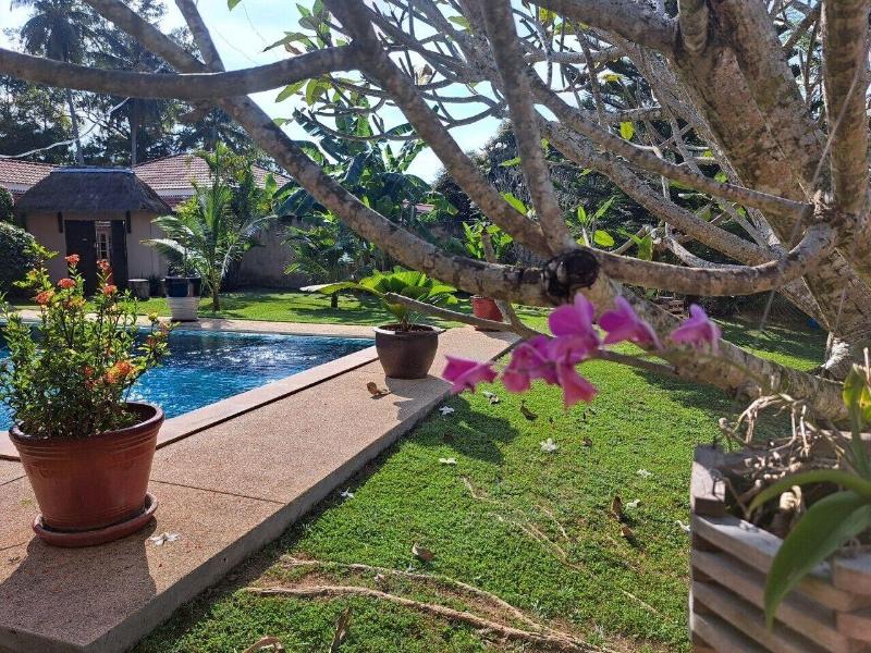 Laura S Guest House Samui image