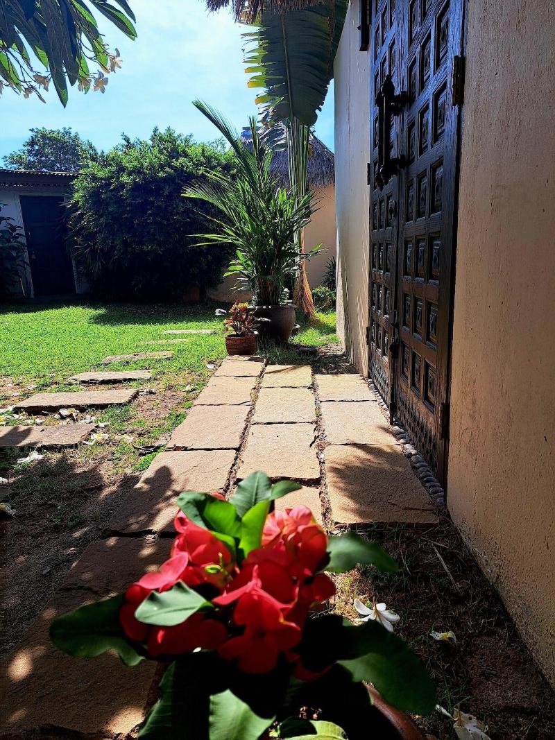 Laura S Guest House Samui image