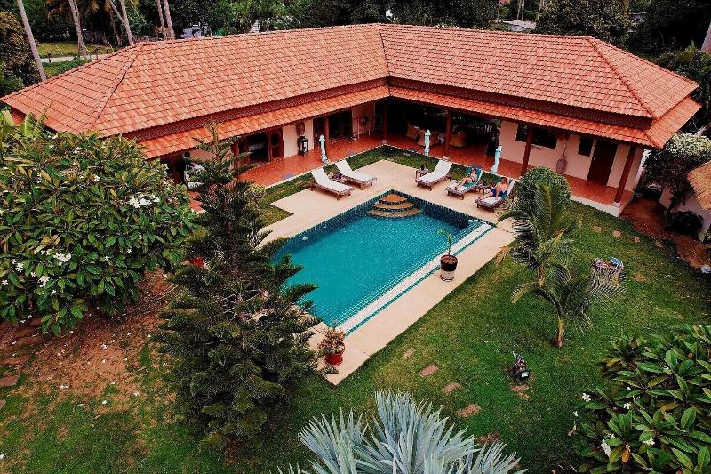 Laura S Guest House Samui image