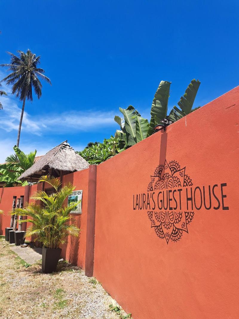 Laura S Guest House Samui image