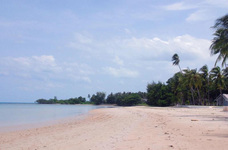 Laura S Guest House Samui image