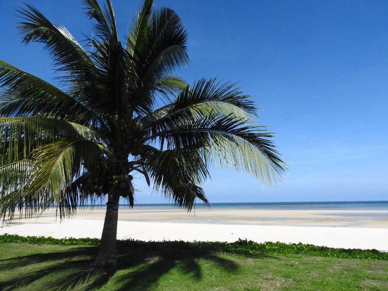 Laura S Guest House Samui image