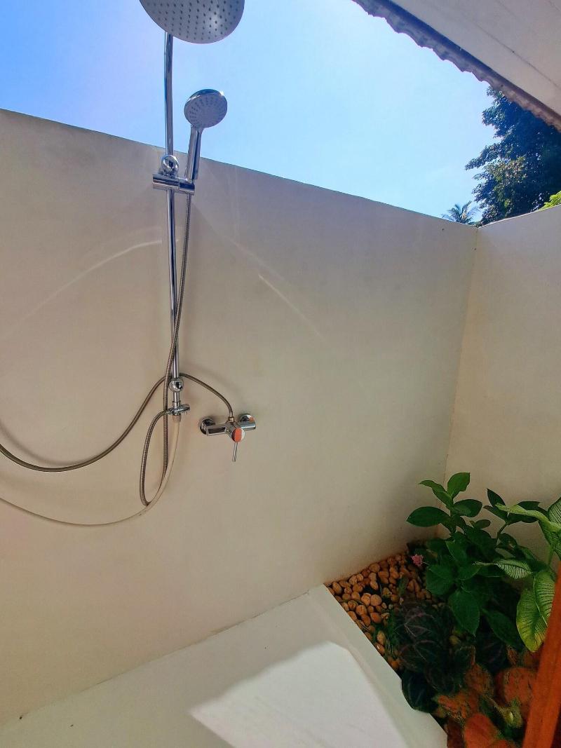 Laura S Guest House Samui image