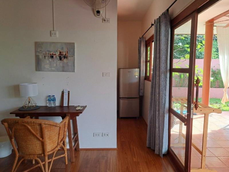 Laura S Guest House Samui image