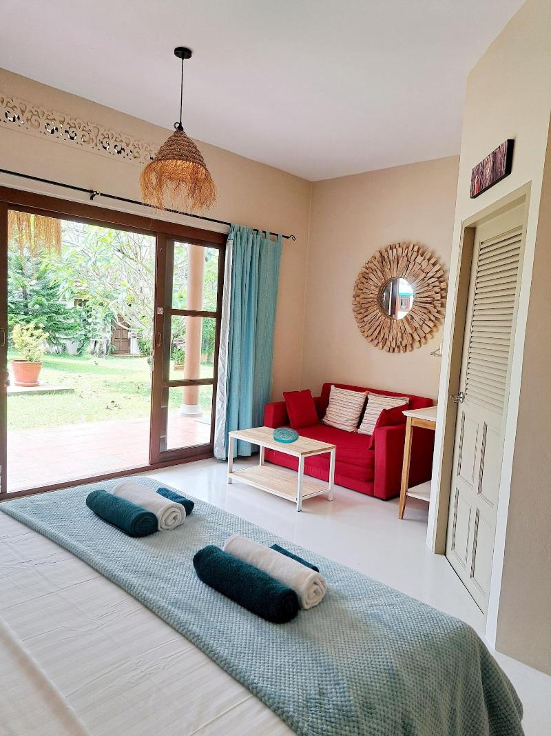 Laura S Guest House Samui image