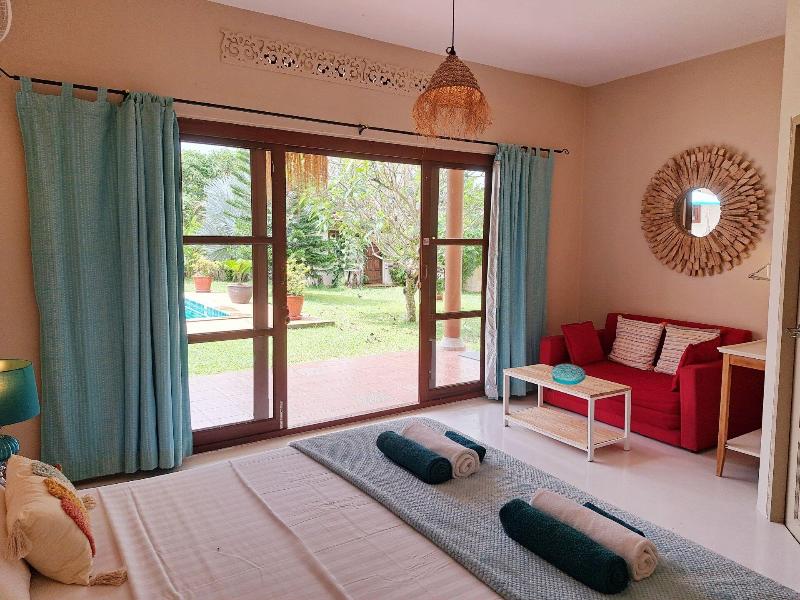 Laura S Guest House Samui image