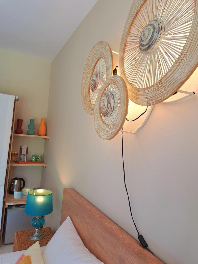 Laura S Guest House Samui image
