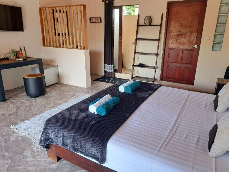 Laura S Guest House Samui image