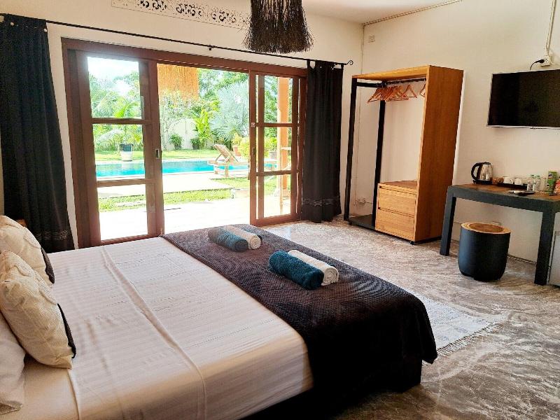 Laura S Guest House Samui image