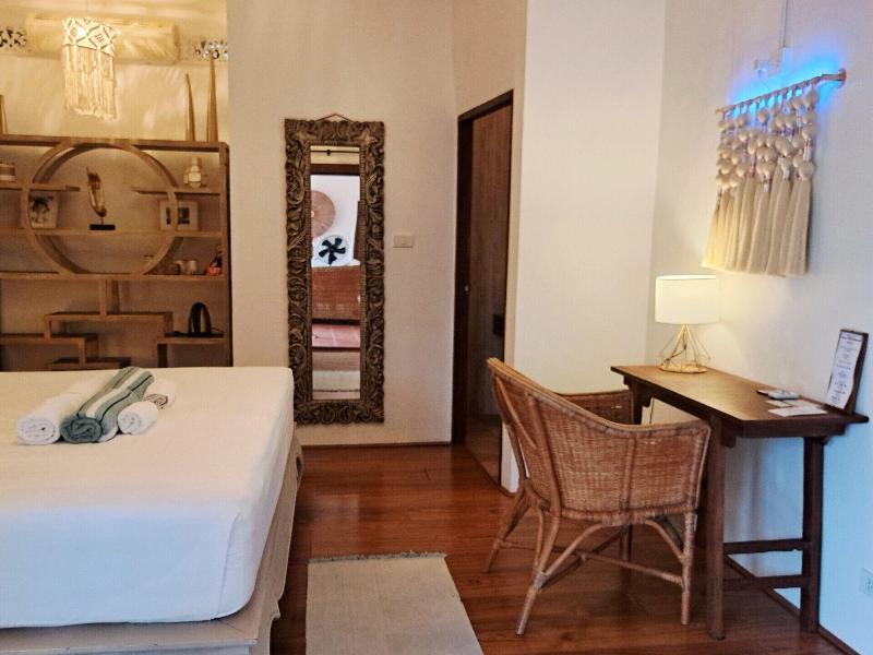 Laura S Guest House Samui image