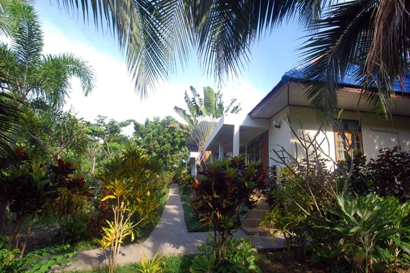 Sea Sun Bungalows image