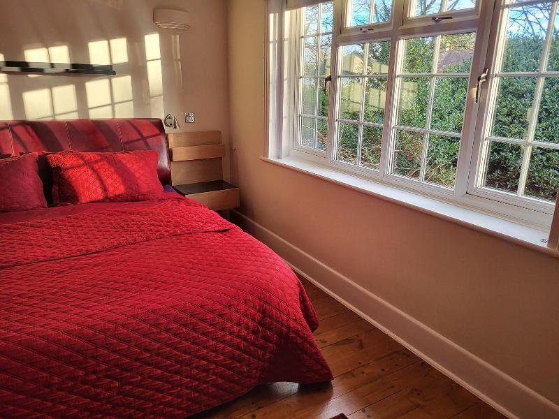Little Robin Gate image