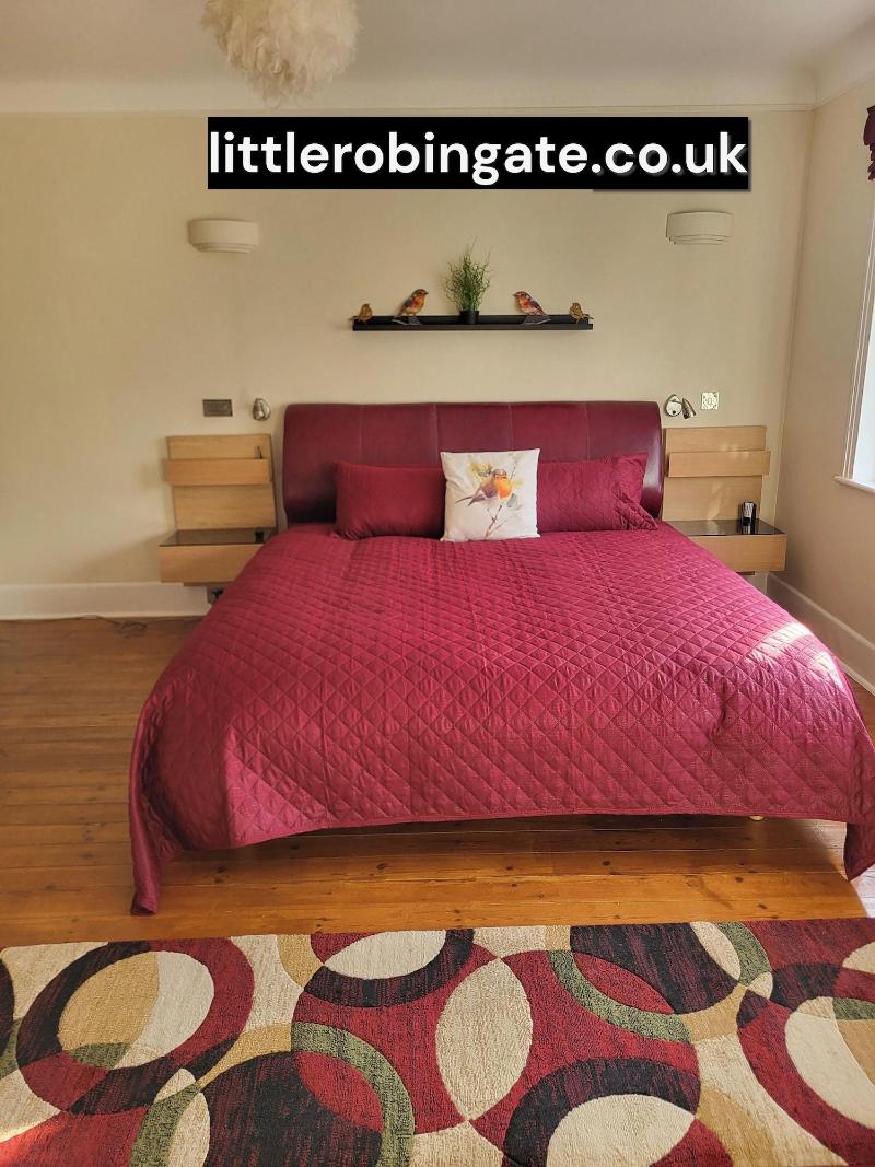 Little Robin Gate image