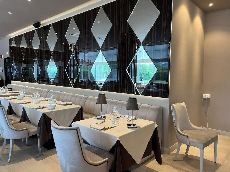 M2 Hotel image