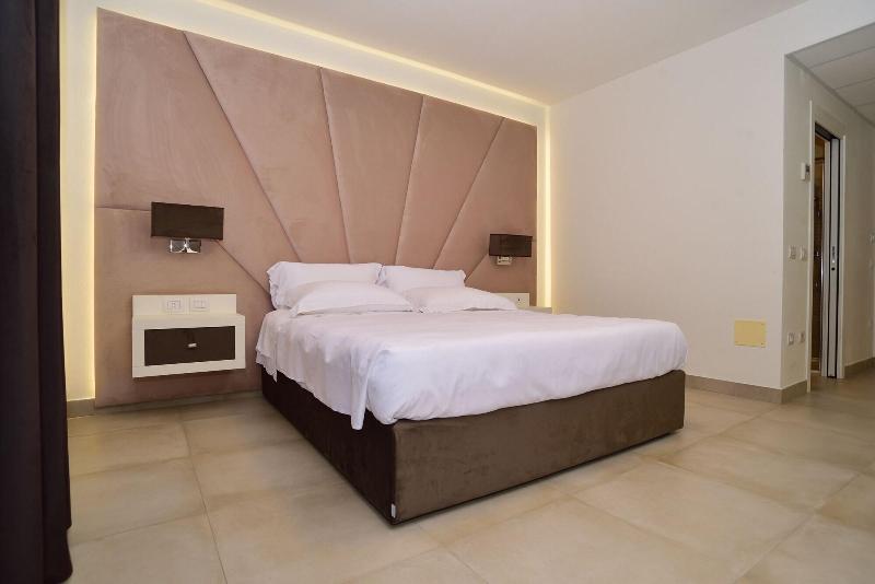 M2 Hotel image