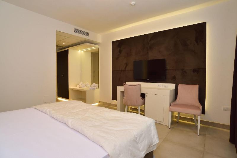 M2 Hotel image