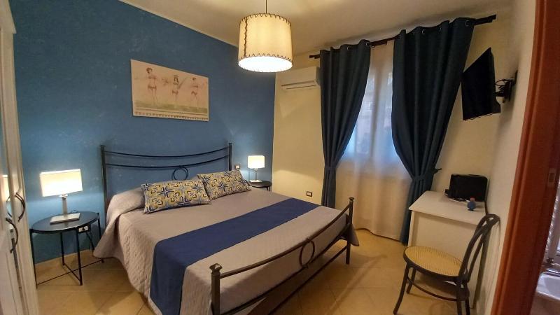 Cantunera Sicilian Room image