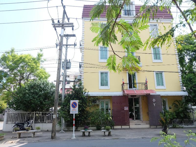Pop 75429 101 Place Navanakorn image