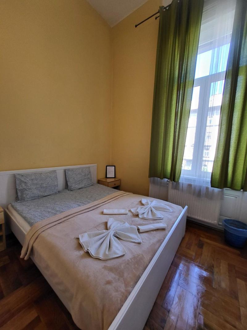 Casa Nora Private Rooms image