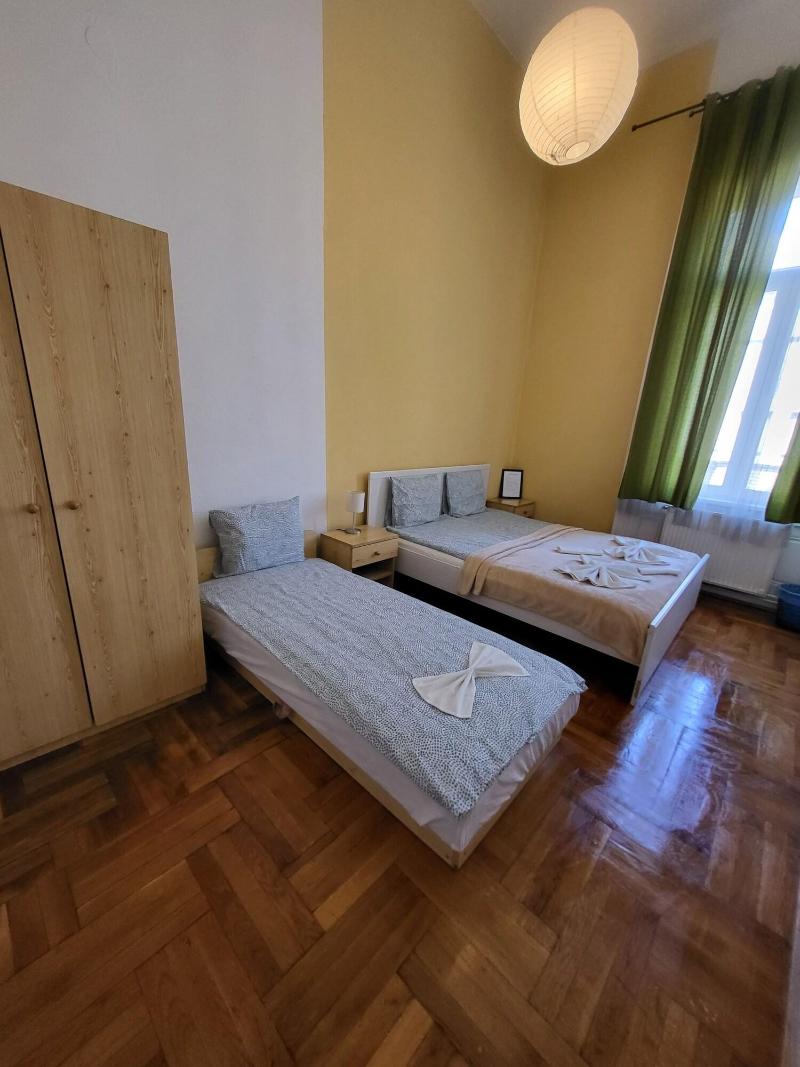 Casa Nora Private Rooms image