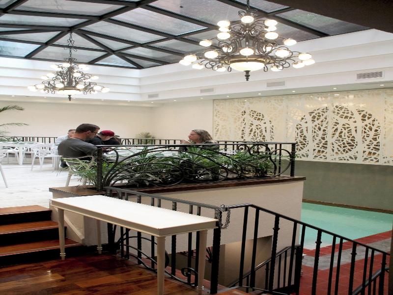Gardi Hotel & Suites image
