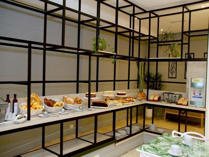 Gardi Hotel & Suites image